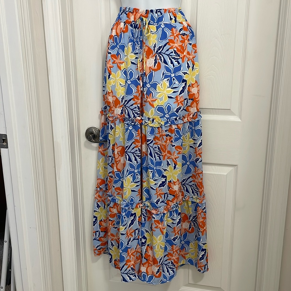 NWOT CES FEMME WOMEN'S FLORAL WIDE LEG PANTS. SIZE MEDIUM.